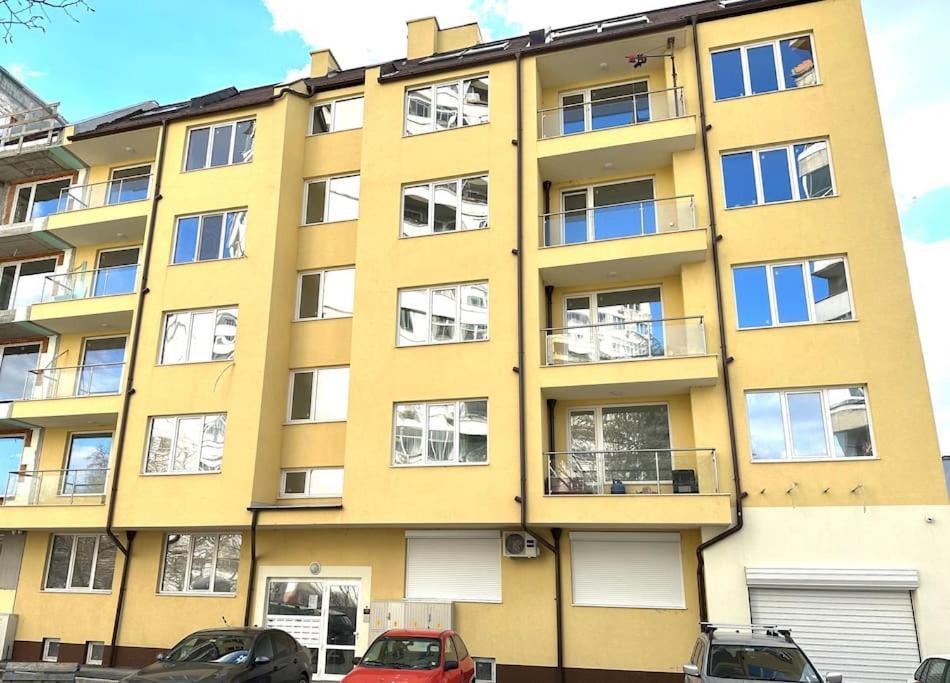 Green Park Apartment - Brand New Studio! Ruse Exterior foto